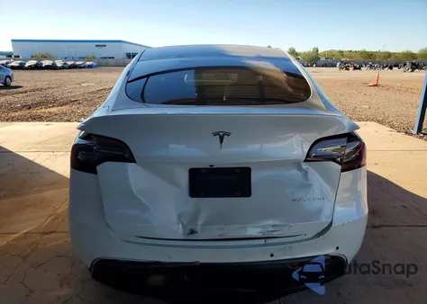 2022 Tesla Model Y из США, поврежденный, VIN 7SAYGDEE4NF551294